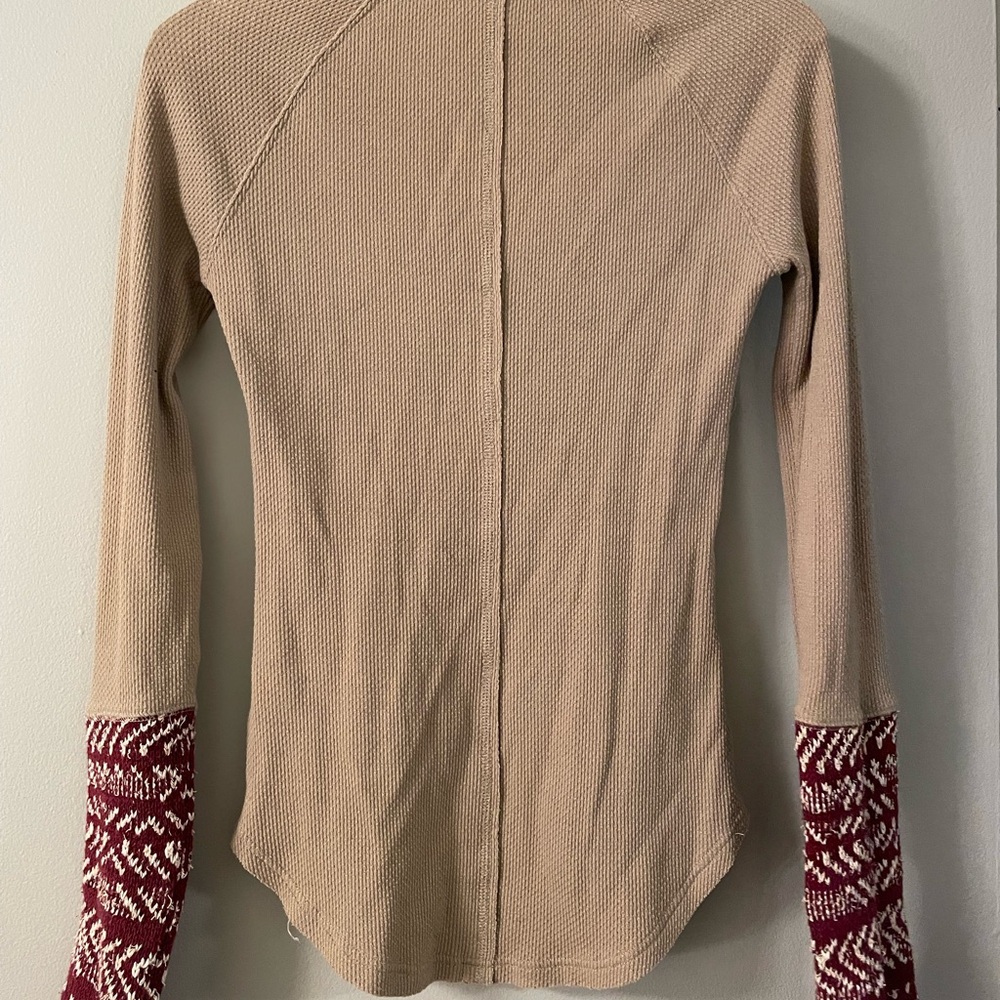 Free people long sleeve Henley with sweater cuff sz Small - Picture 5 of 5